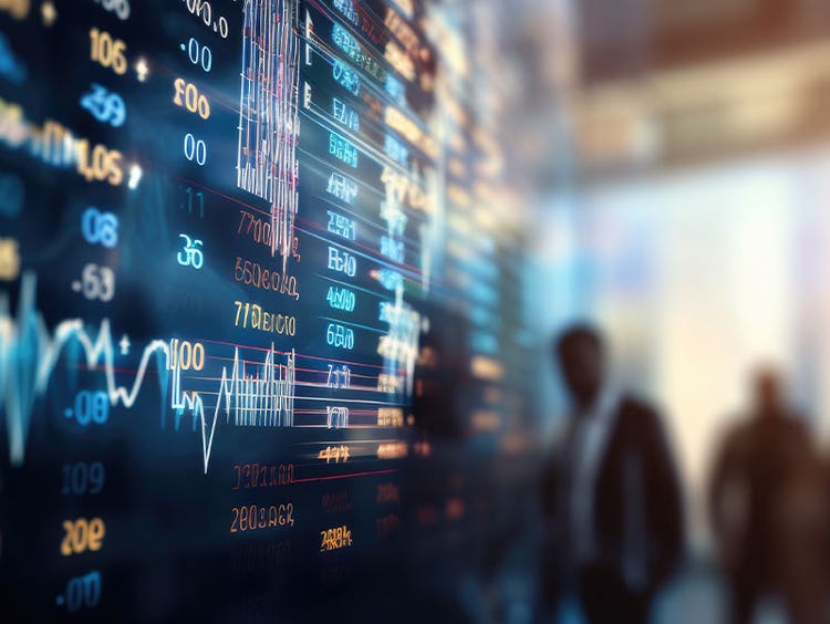 Financial services screen